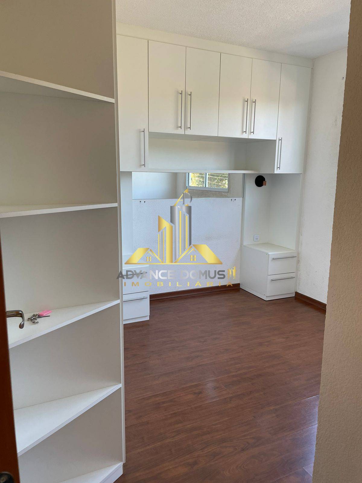 Apartamento à venda com 2 quartos, 43m² - Foto 4