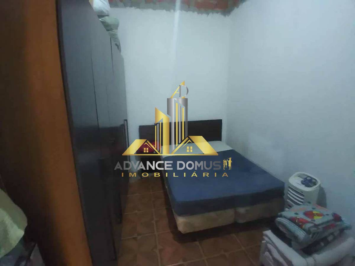 Casa à venda com 2 quartos, 95m² - Foto 12