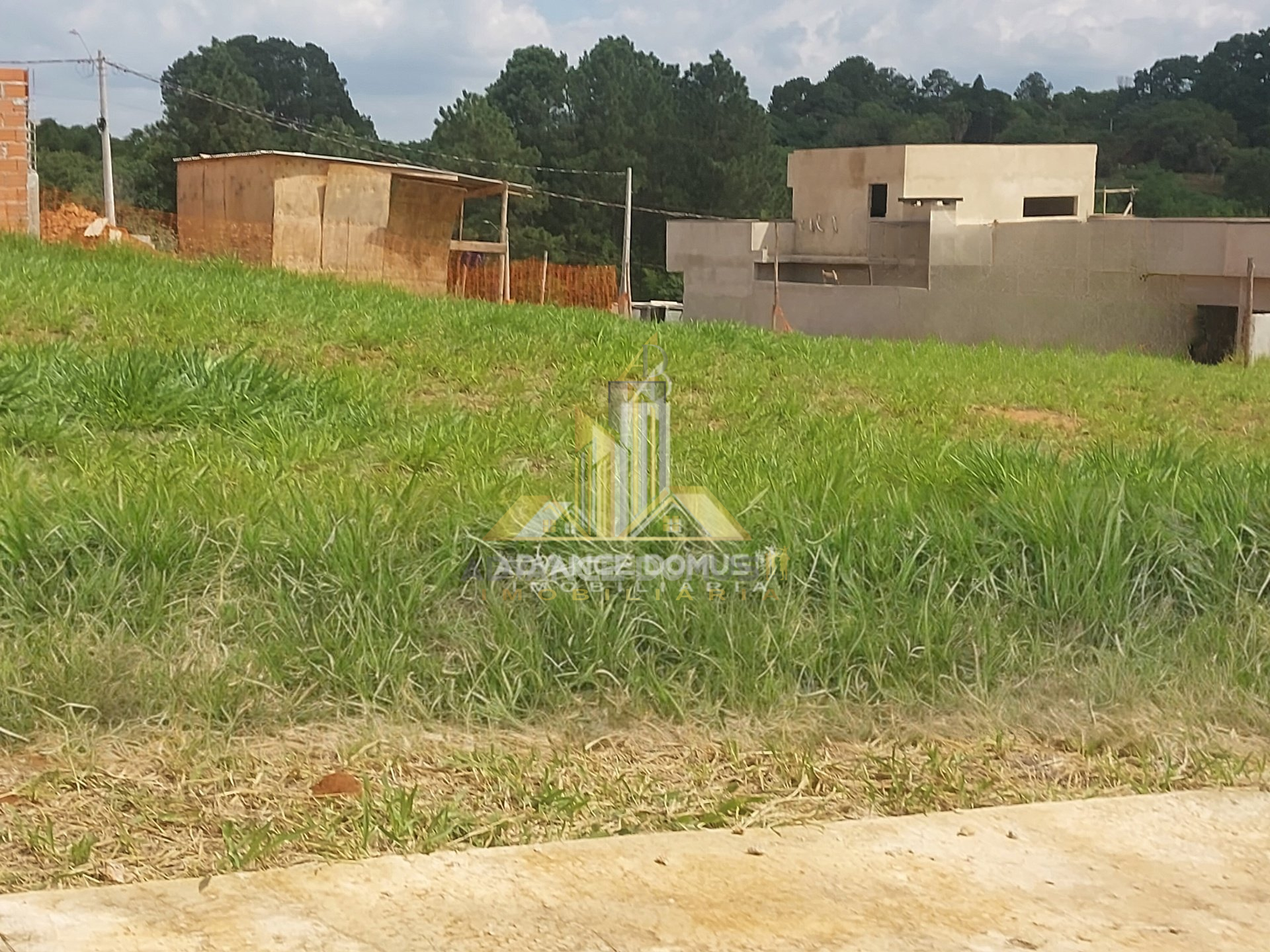 Terreno à Venda no Condomínio Reserva Ipanema - Fase 2 - Advance Domus Imobiliária